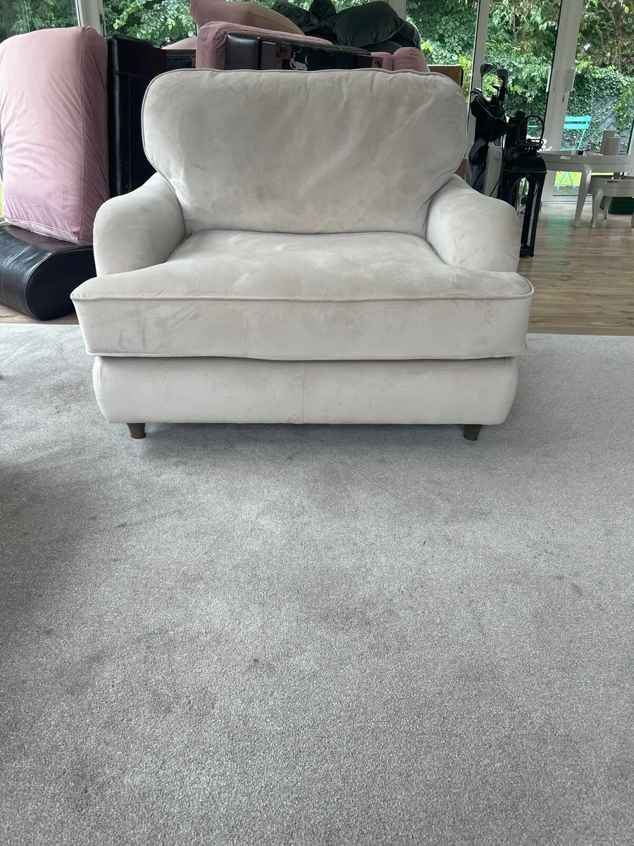 Three piece sofa suite - Image 2