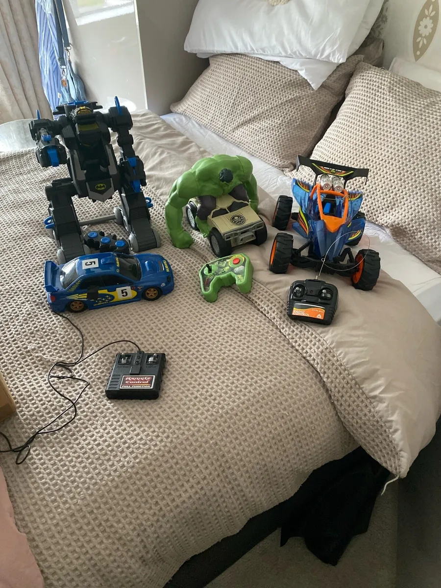 Toy cars - Image 1