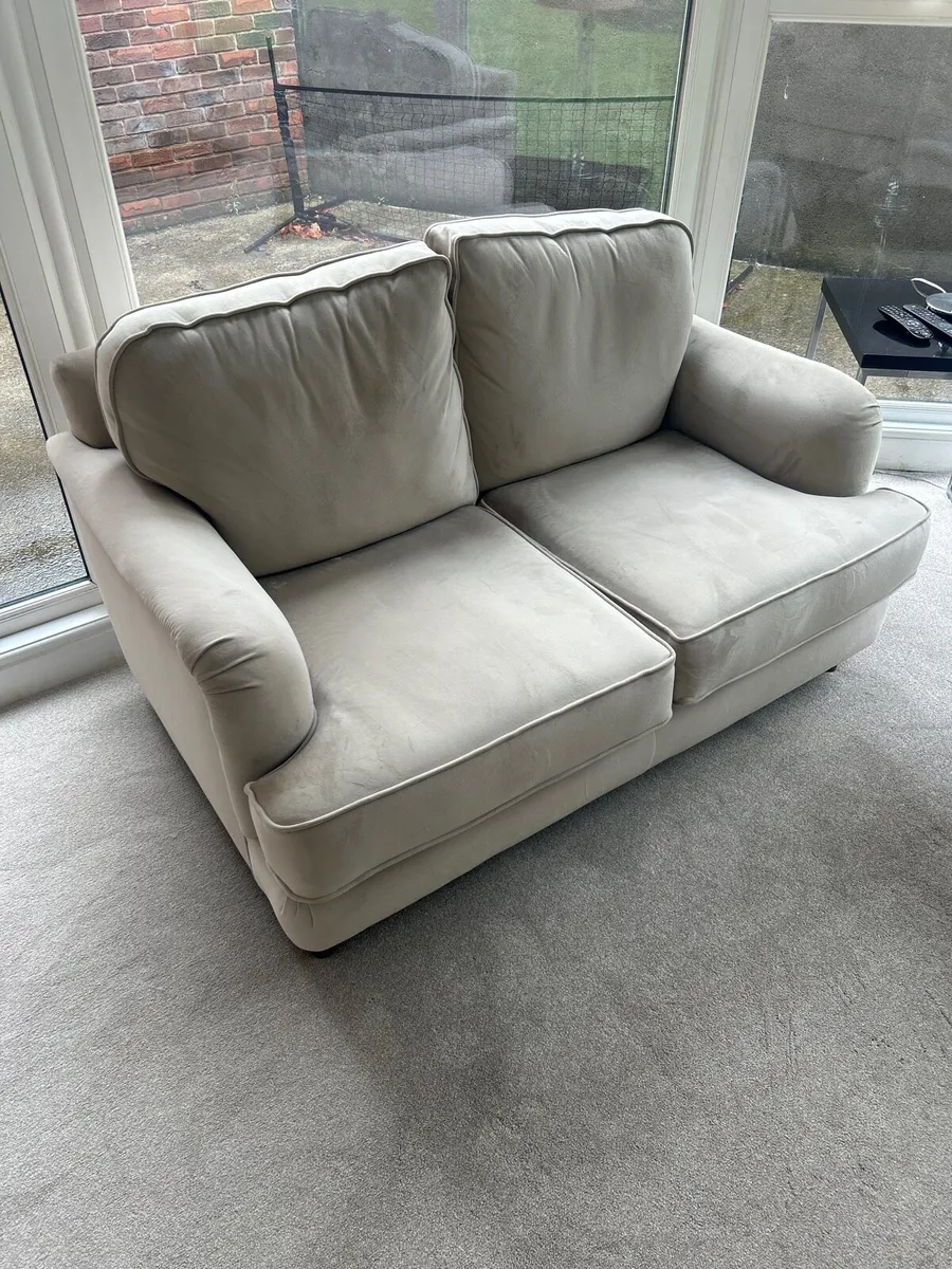 Three piece sofa suite - Image 4
