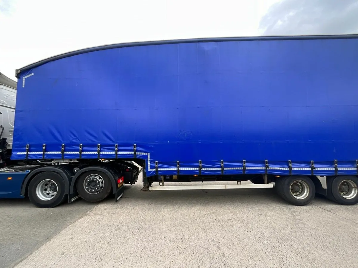 CARTWRIGHT 45ft DOUBLE DECKER CURTAINSIDER - Image 4