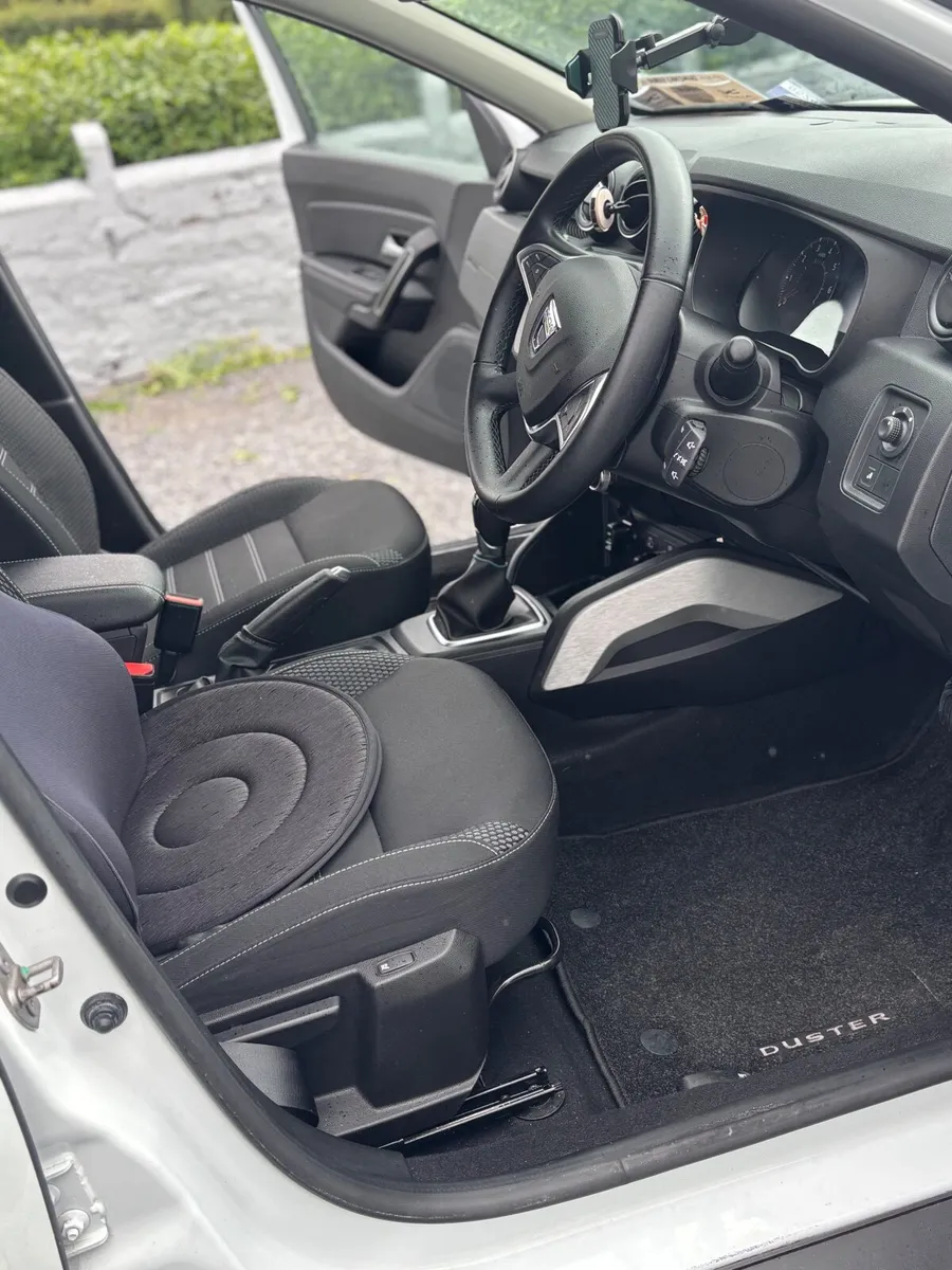 Dacia Duster 2022 - Image 3