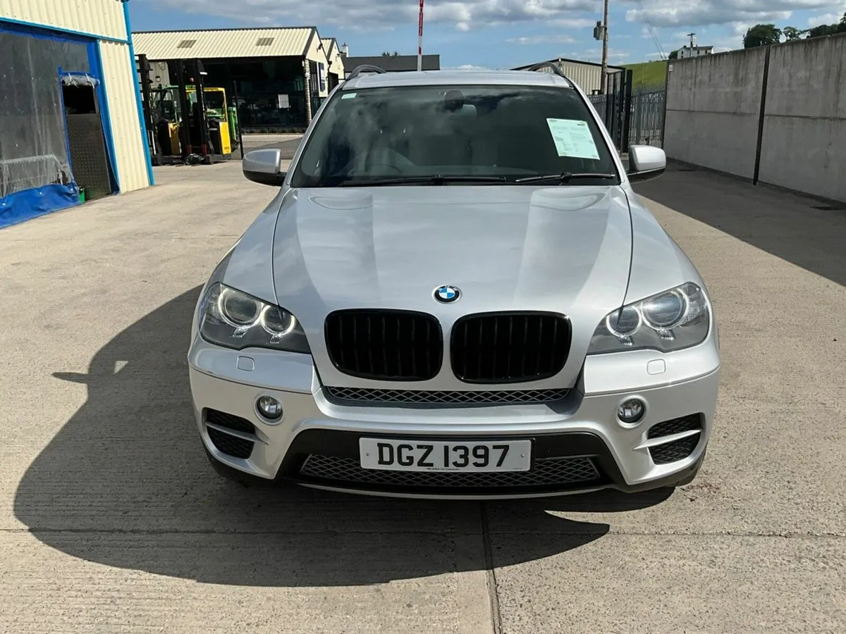 BMW X5 DRIVE 3.0 40D SE AUTOMATIC JEEP - Image 3