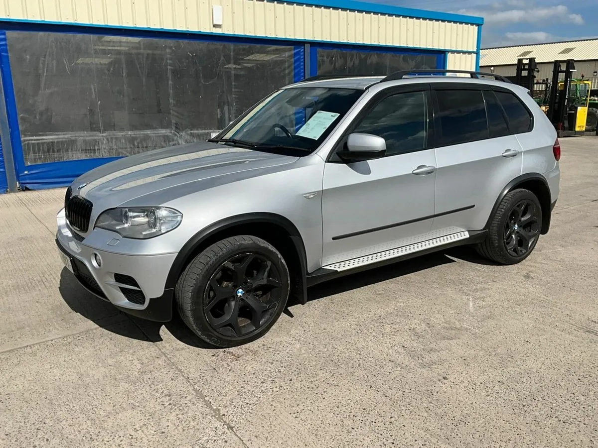 BMW X5 DRIVE 3.0 40D SE AUTOMATIC JEEP - Image 4