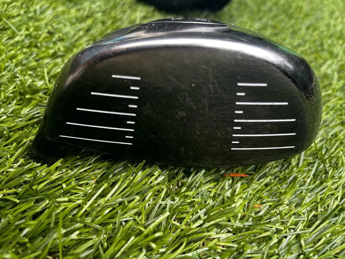 Titleist 910 D2 Driver Head - Image 2