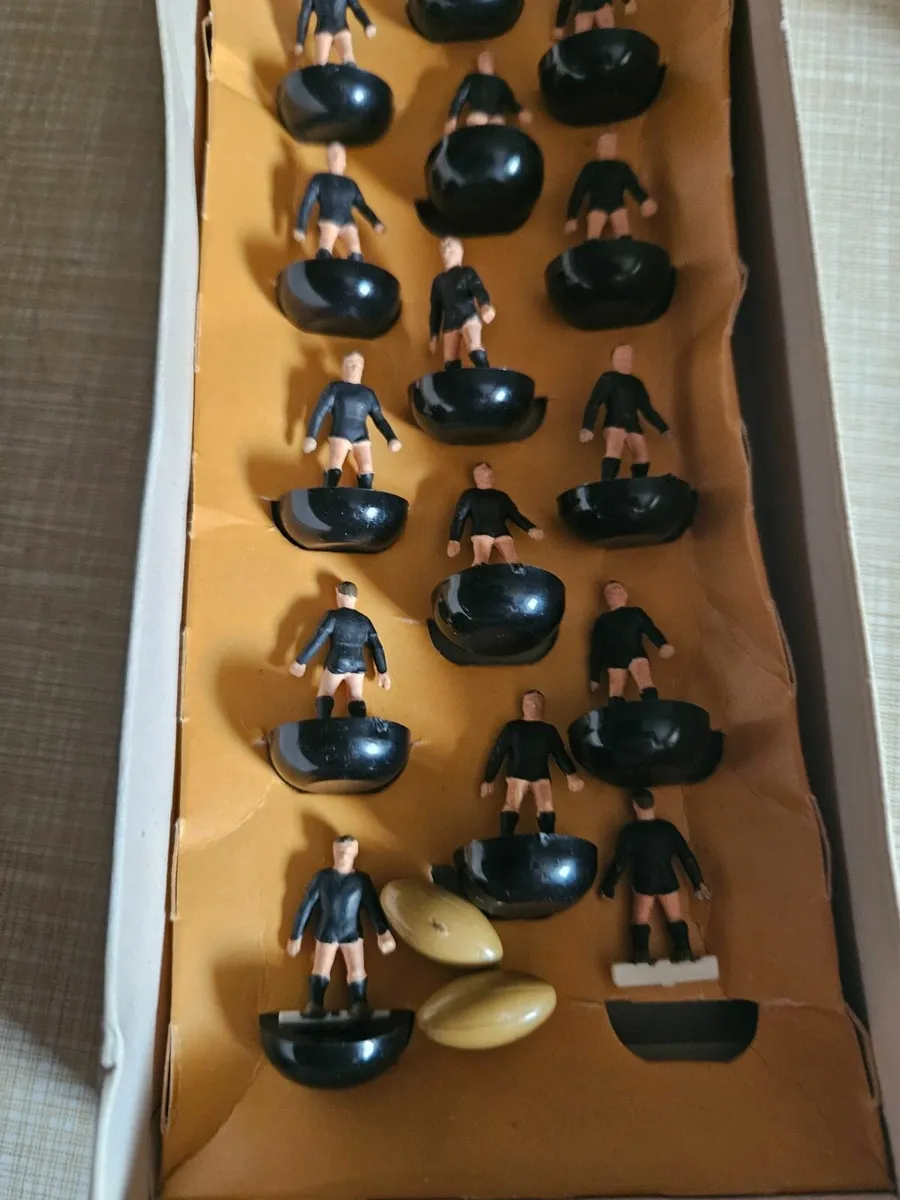 Vintage Subbuteo Rugby Players - Image 4