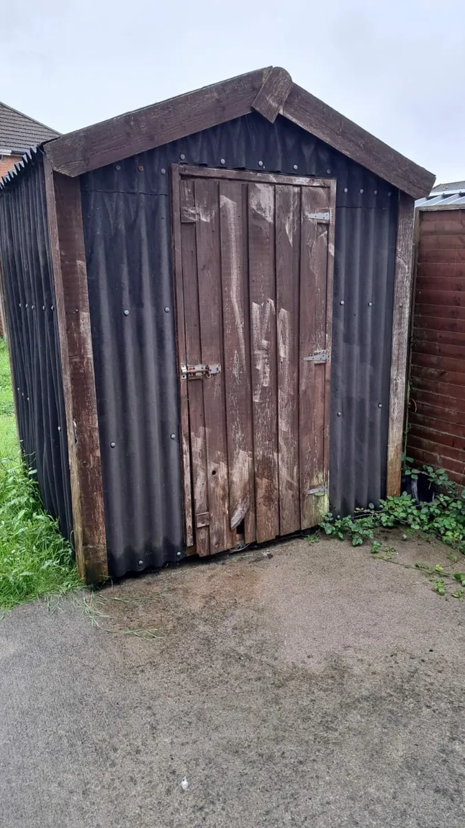 Garden shed for sale - Image 1