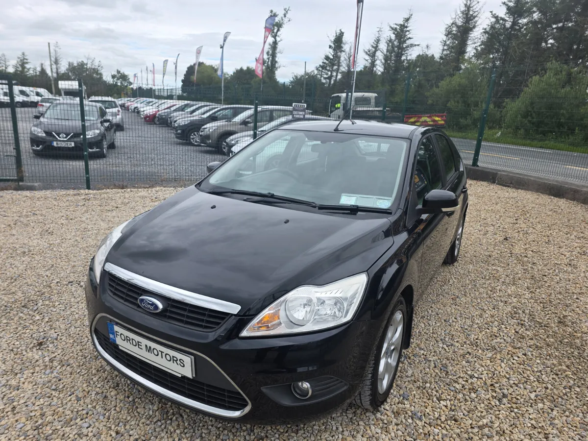 Ford Focus 2011 - Image 2
