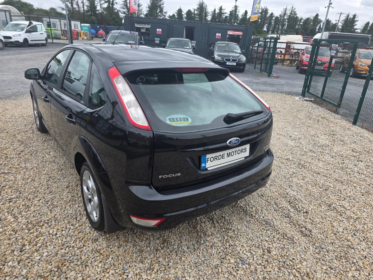 Ford Focus 2011 - Image 3
