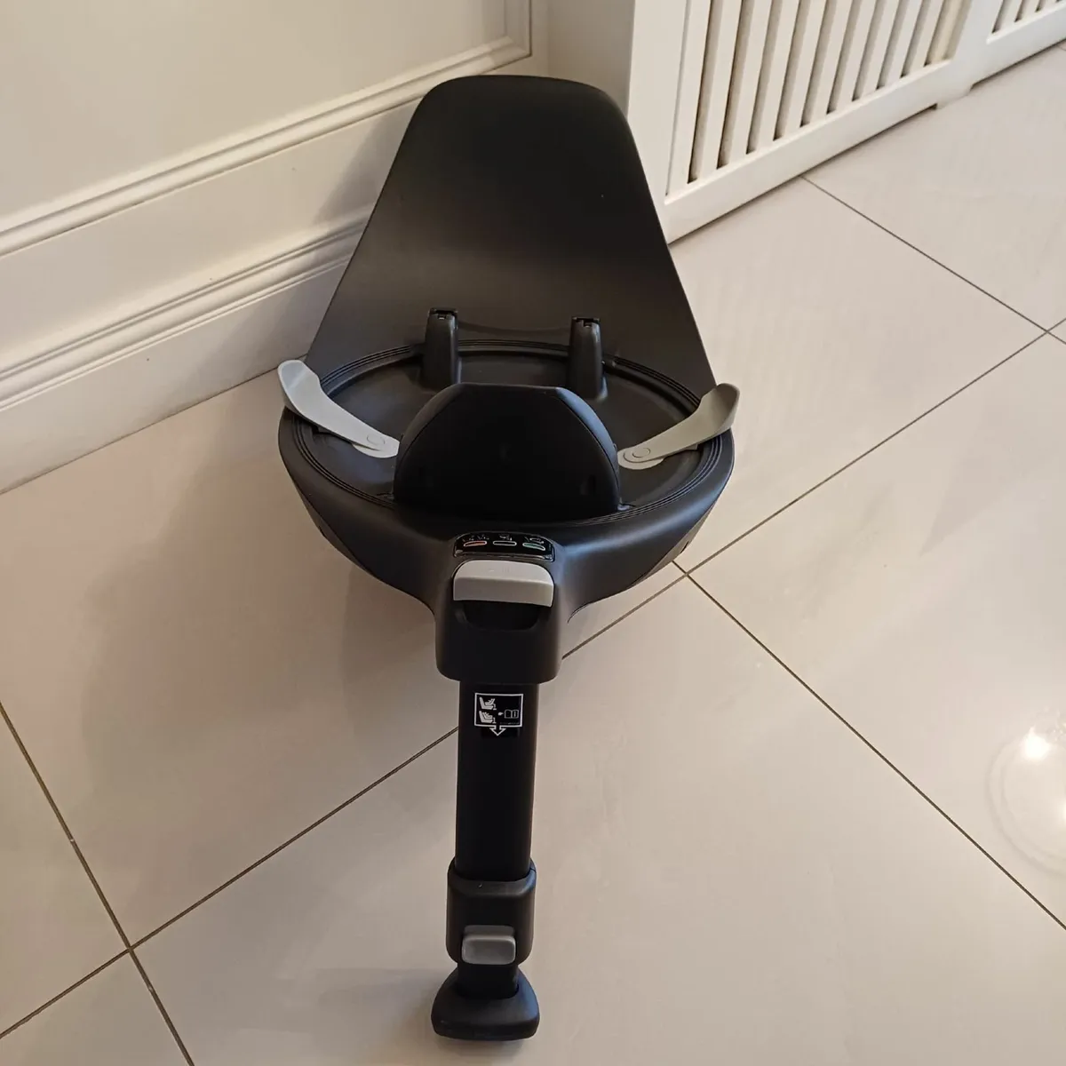 Car seat and base - Image 3