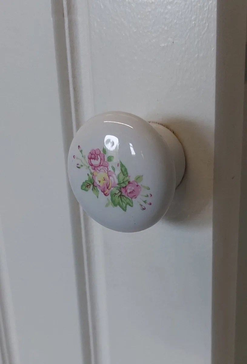 Cabinet Knobs - Image 1