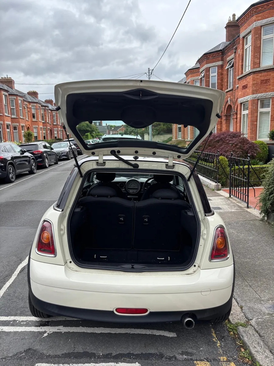 Mini Cooper 1.6 - Image 4