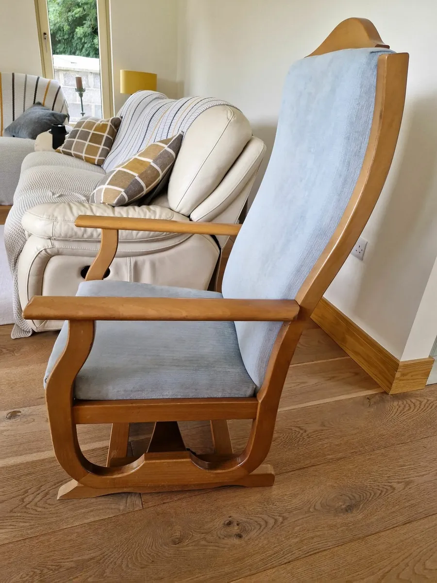 Rocking chair - Image 2
