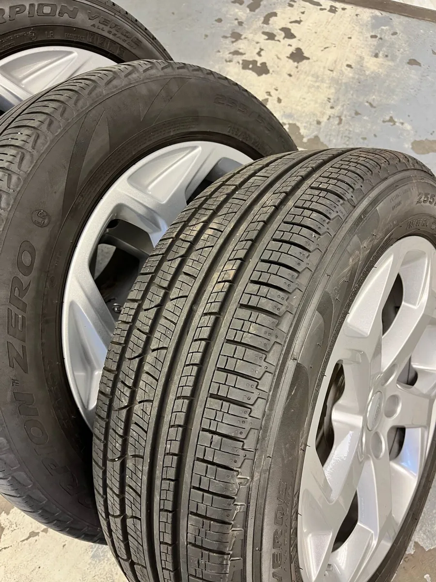 Range Rover Alloys - Image 1