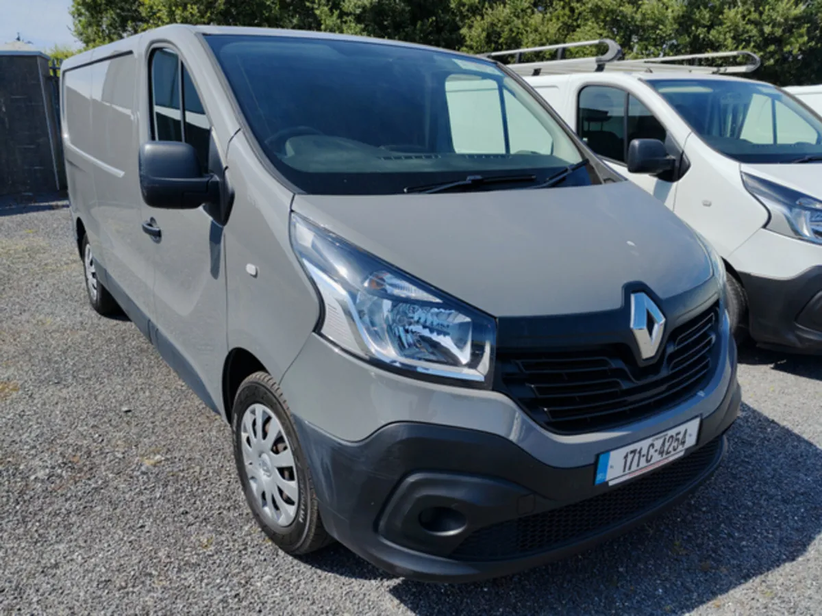 Renault Trafic 2017 - Image 1