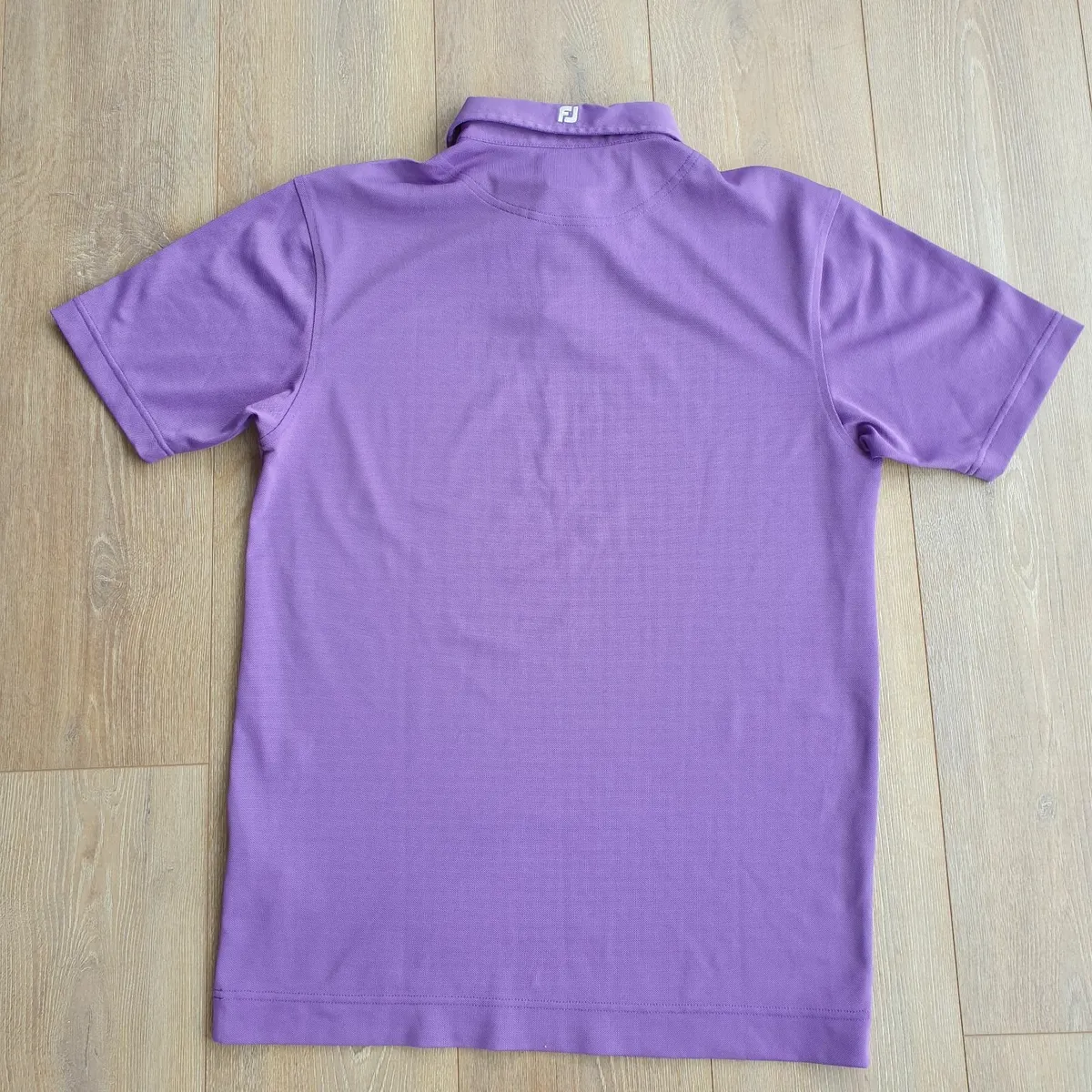 Footjoy golf shirt size Medium - Image 4