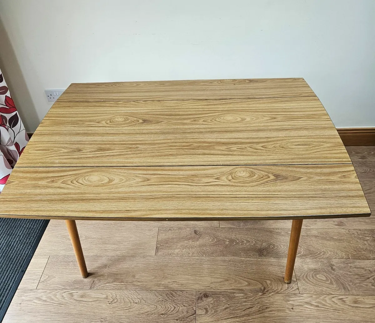 Vintage Table - Image 4