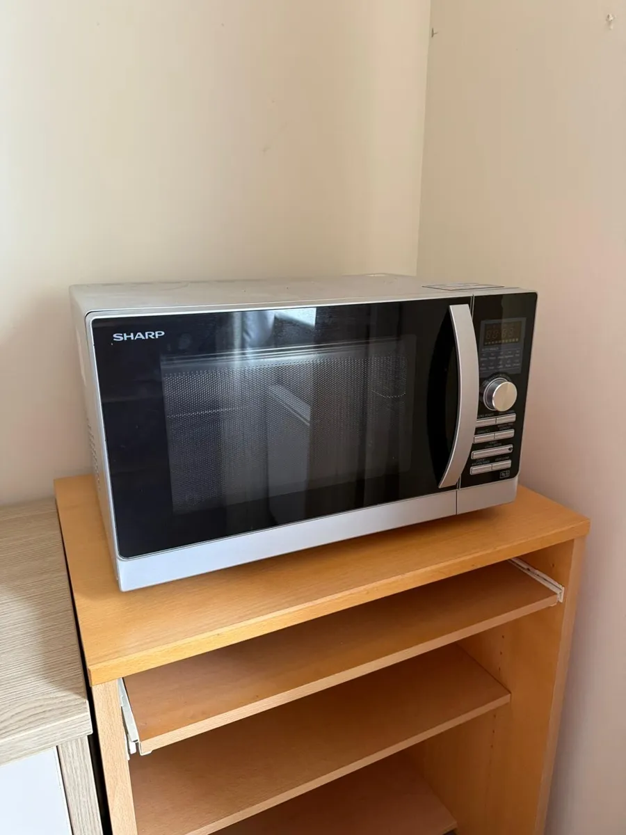 Microwave - Image 1