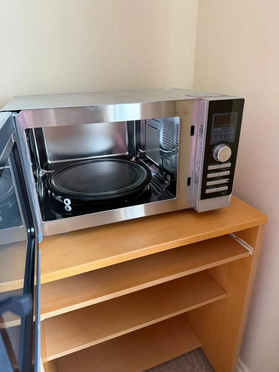 Microwave - Image 2