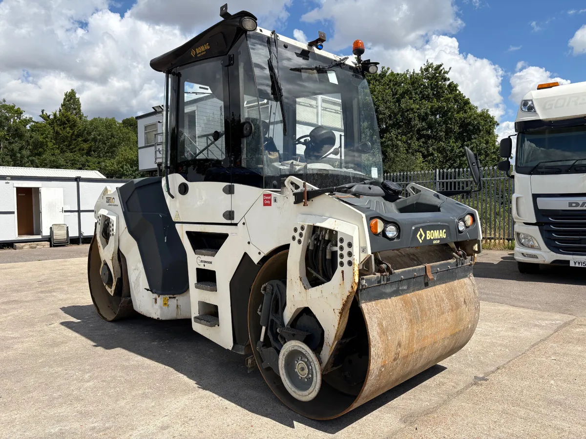 BOMAG BW161 ADO-5 ROLLER 2014 - Image 3