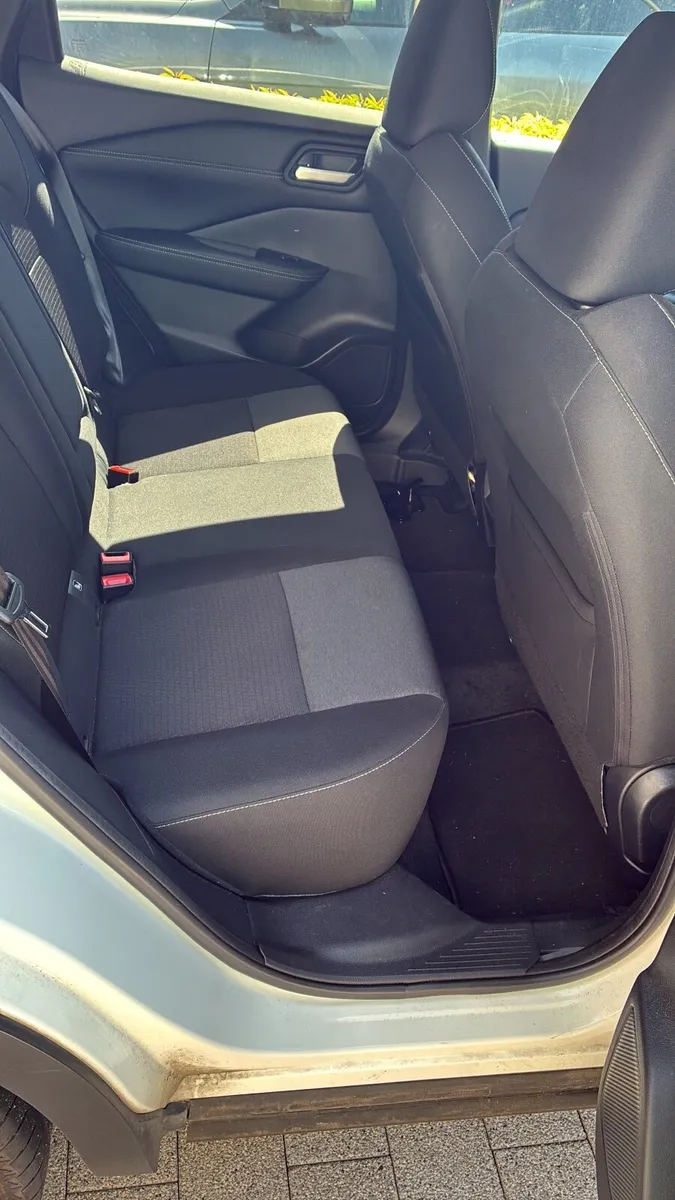 Nissan Qashqai 2023 - Image 2