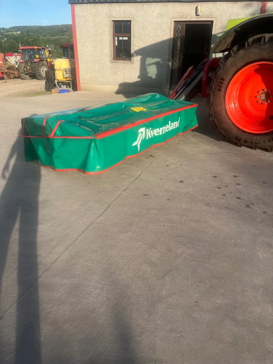 Mint 2021 Kverneland 8ft mounted disc mower - Image 3