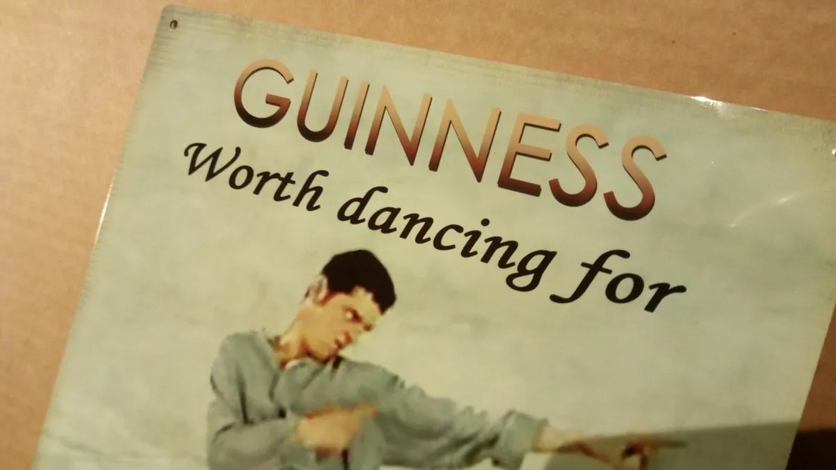 Guinness dancing man sign Guinness tin metal sign - Image 4