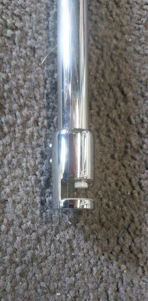 Shower support bar - Image 2