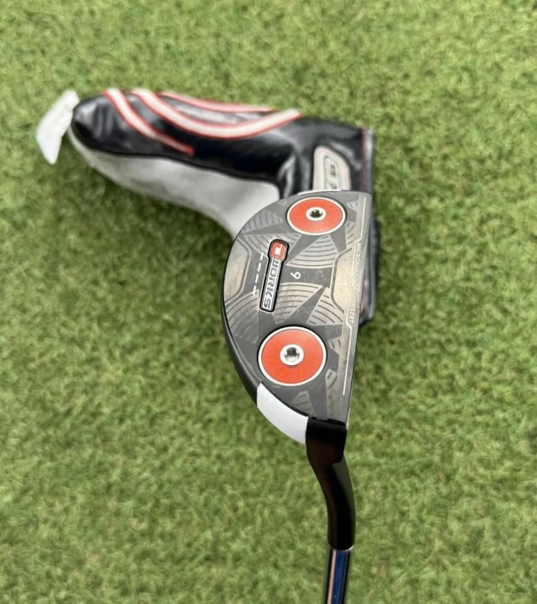 ODYSSEY O-WORKS 9 PUTTER / 35″ - Image 2