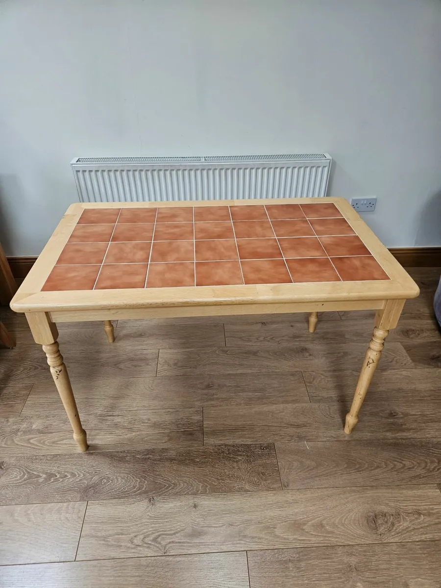 Kitchen Table - Image 4