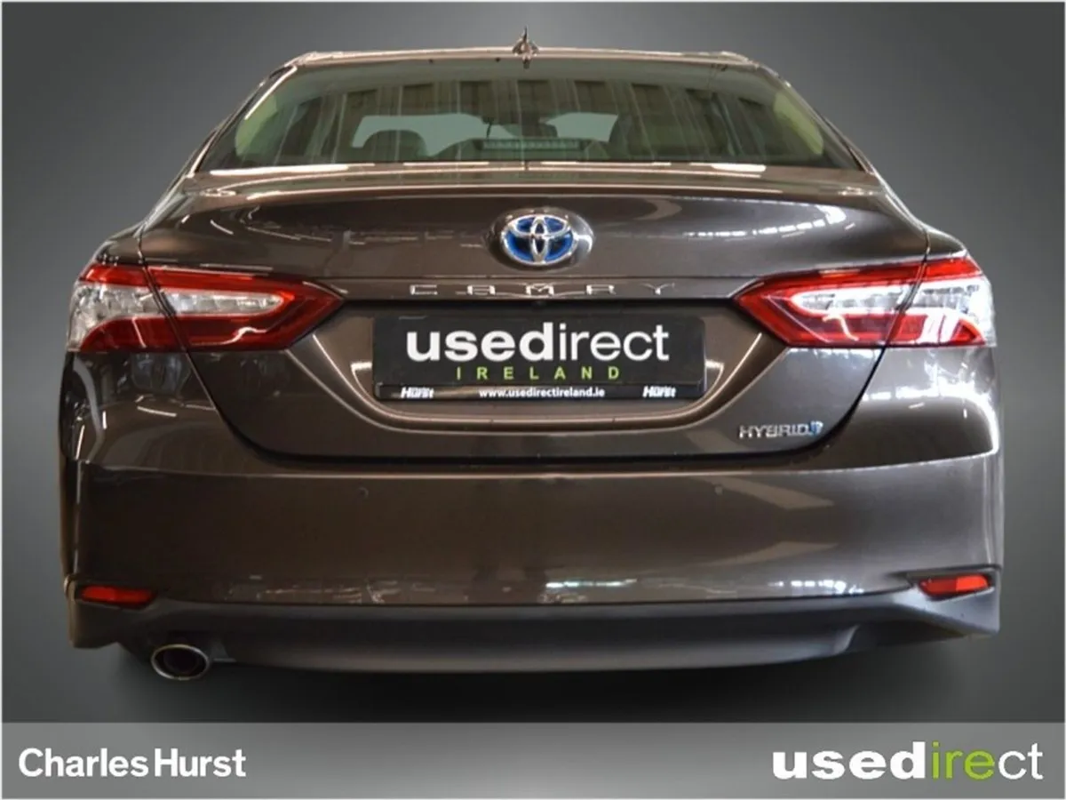 Toyota Camry 2.5 Camry Hybrid Platinum - Image 4