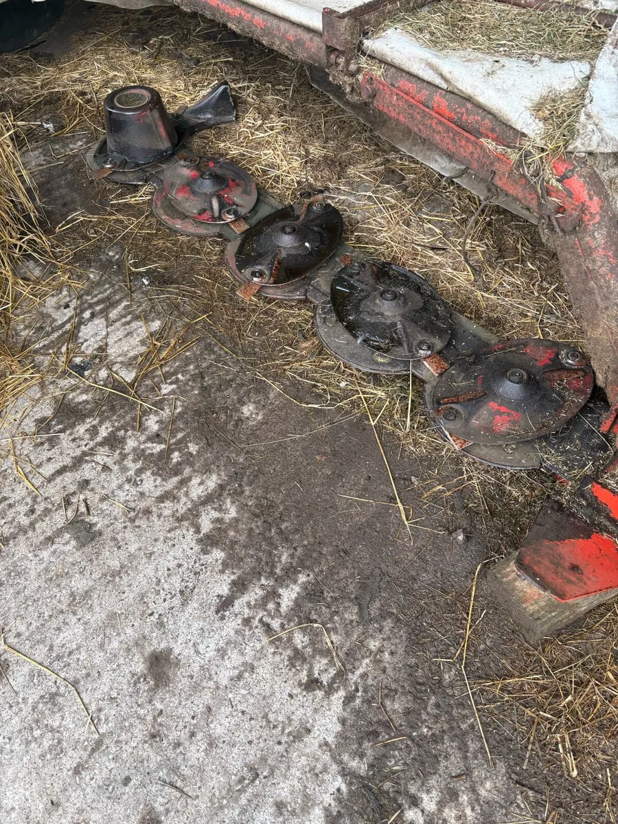 Kuhn mower - Image 2