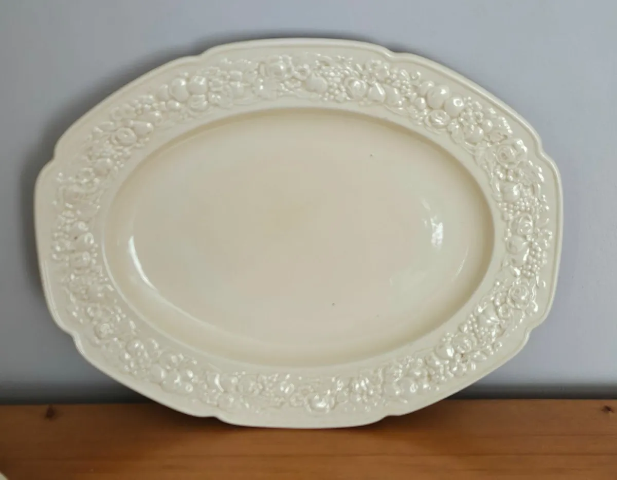 Vintage Dishes - Image 2