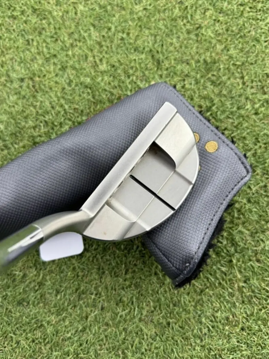 SCOTTY CAMERON SELECT NEWPORT 3 2016 PUTTER / 35″ - Image 4