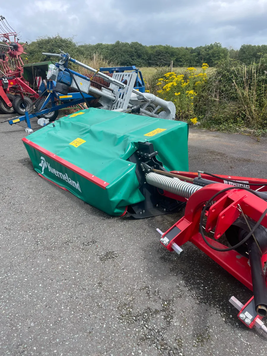 New Kverneland 2624M Mower - Image 1