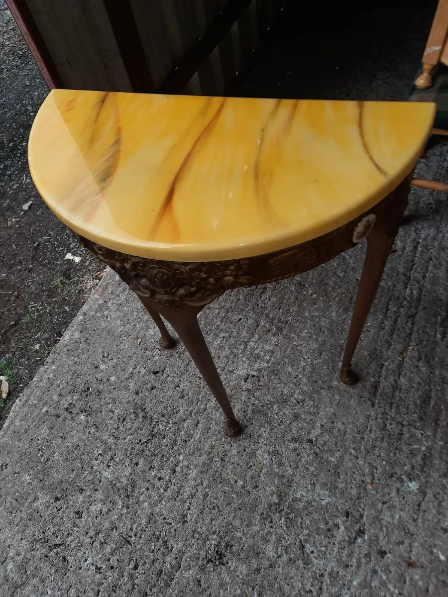Vintage table - Image 4