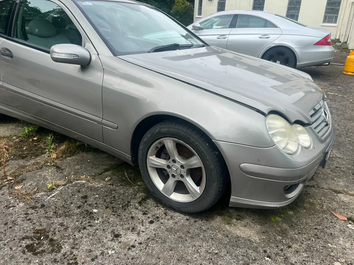 Mercedes-Benz C-Class 2007 - Image 1