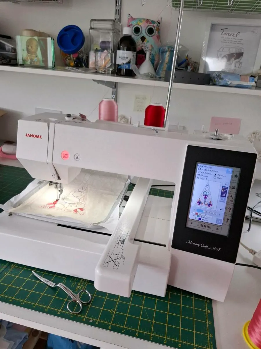 Janome Memory Craft 500e embroidery machine - Image 1