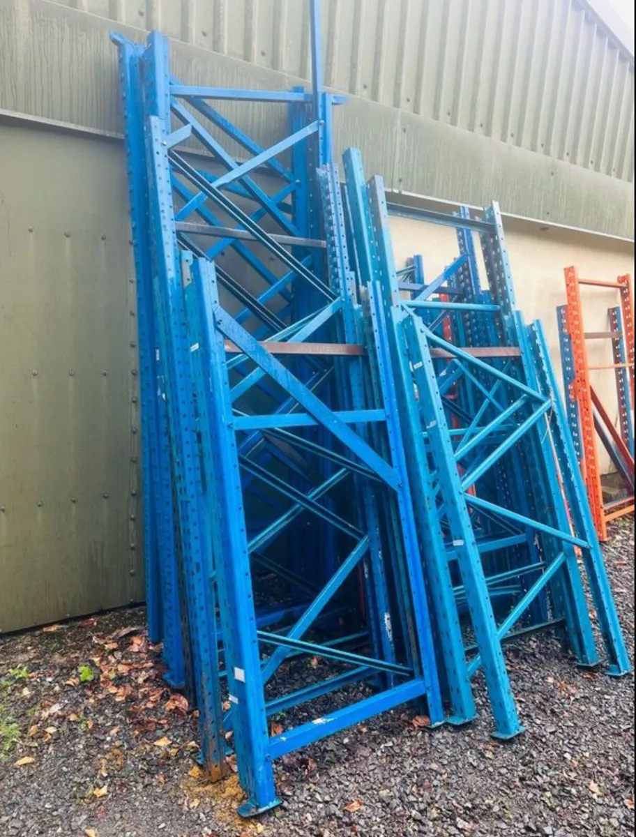 120 PCS PALLET RACKING JOB LOT YARD CLEARANCE - Image 3
