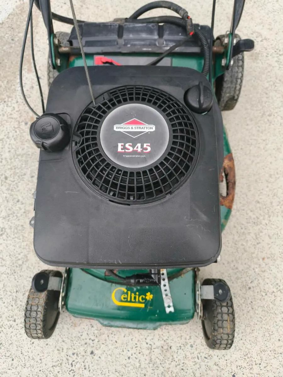 Keystart selfdrive lawnmower - Image 2