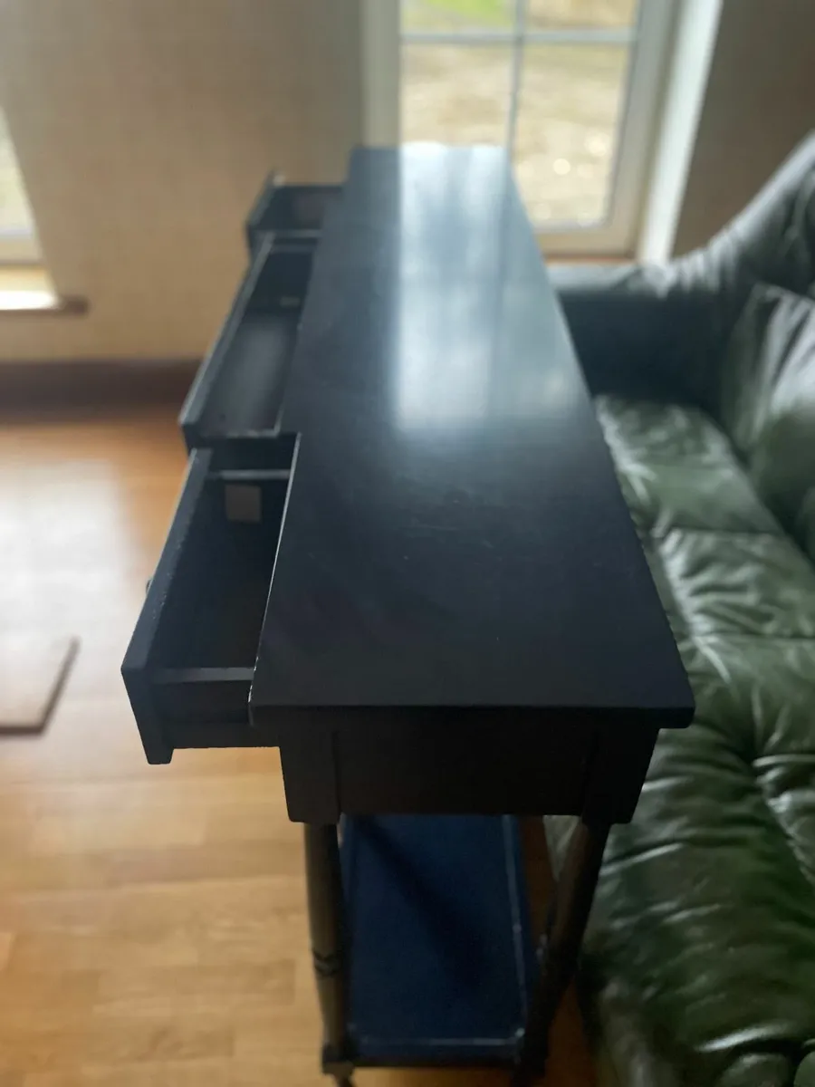 Console Table - Image 1