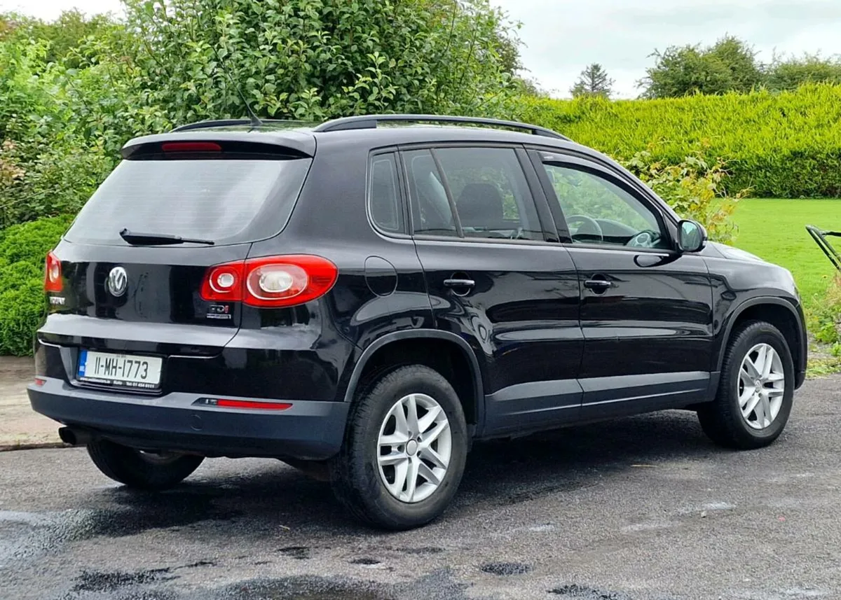 Volkswagen Tiguan Bluemotion Manual - Image 3