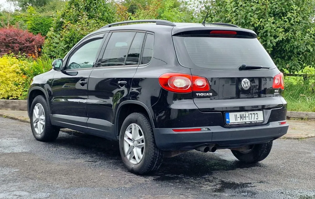 Volkswagen Tiguan Bluemotion Manual - Image 4