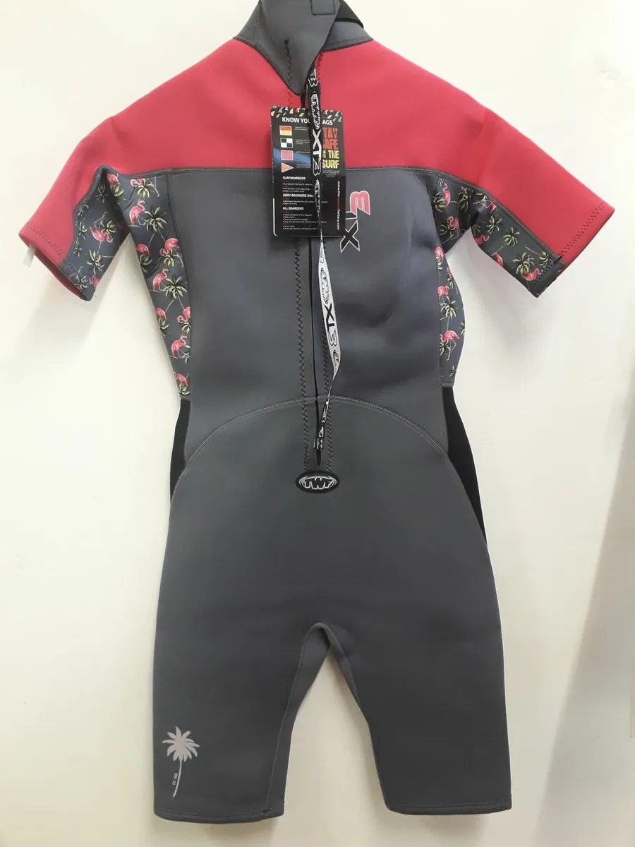 MEGA SALE : NEW Ladies Shortie wetsuit -most sizes - Image 2