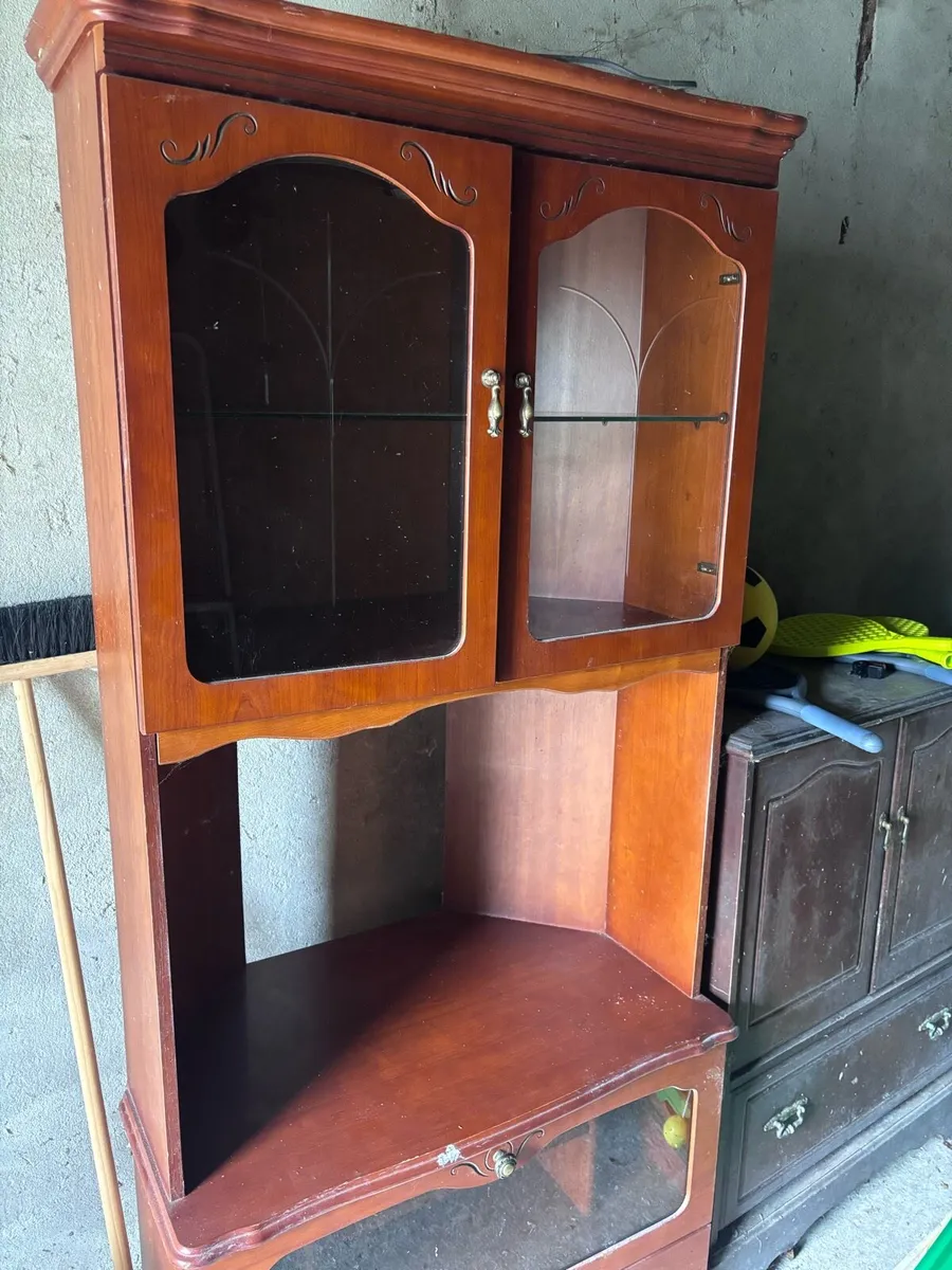 Cabinet - Image 2
