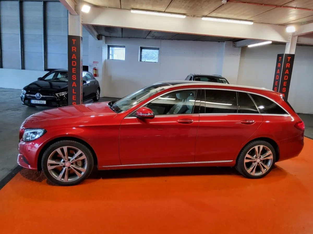 Mercedes-Benz C-Class C 200 Exclusive A/T - Image 4