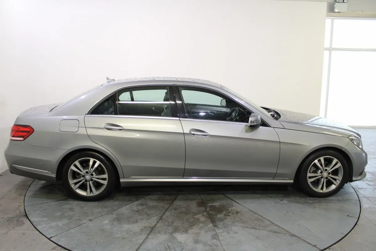 Mercedes-Benz E-Class E 200 CDI Blueefficiency Cl - Image 4