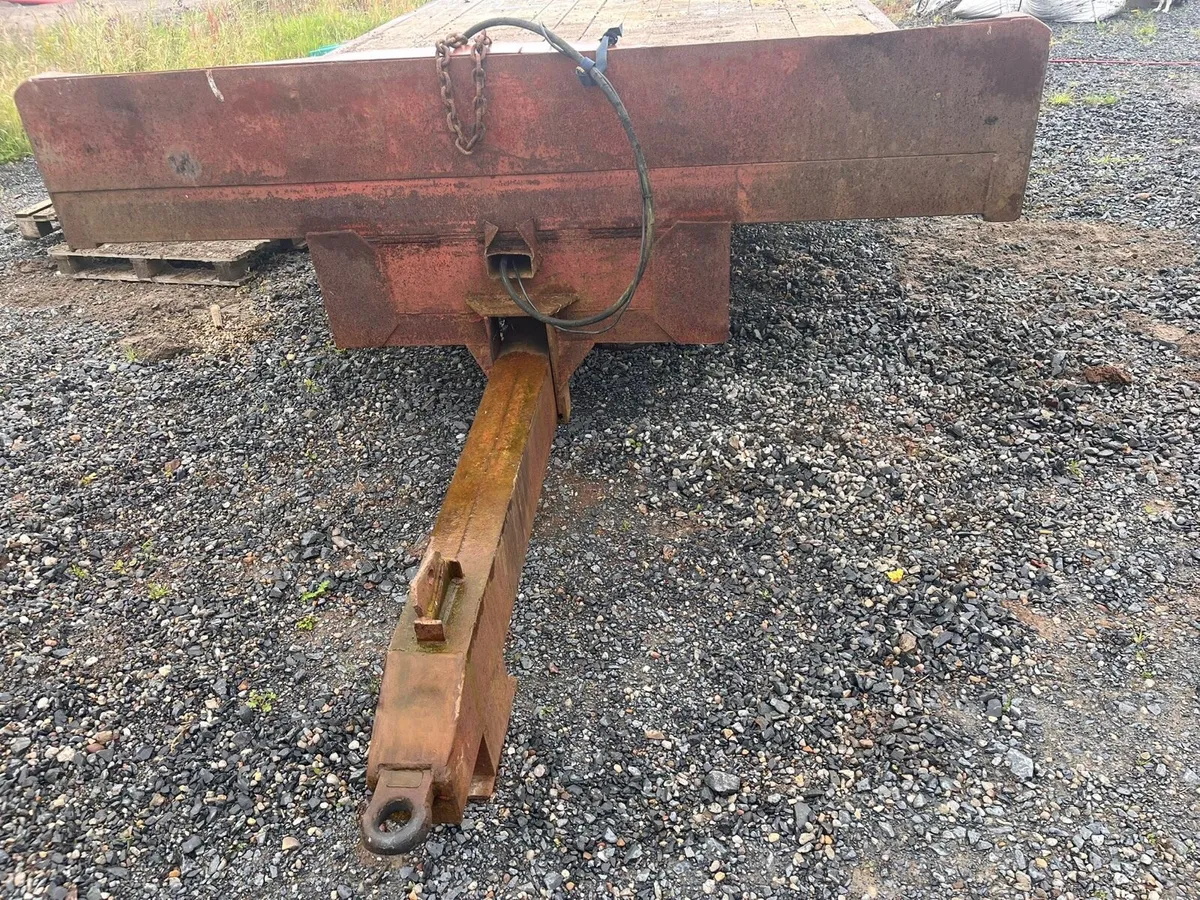 Low loader - Image 3