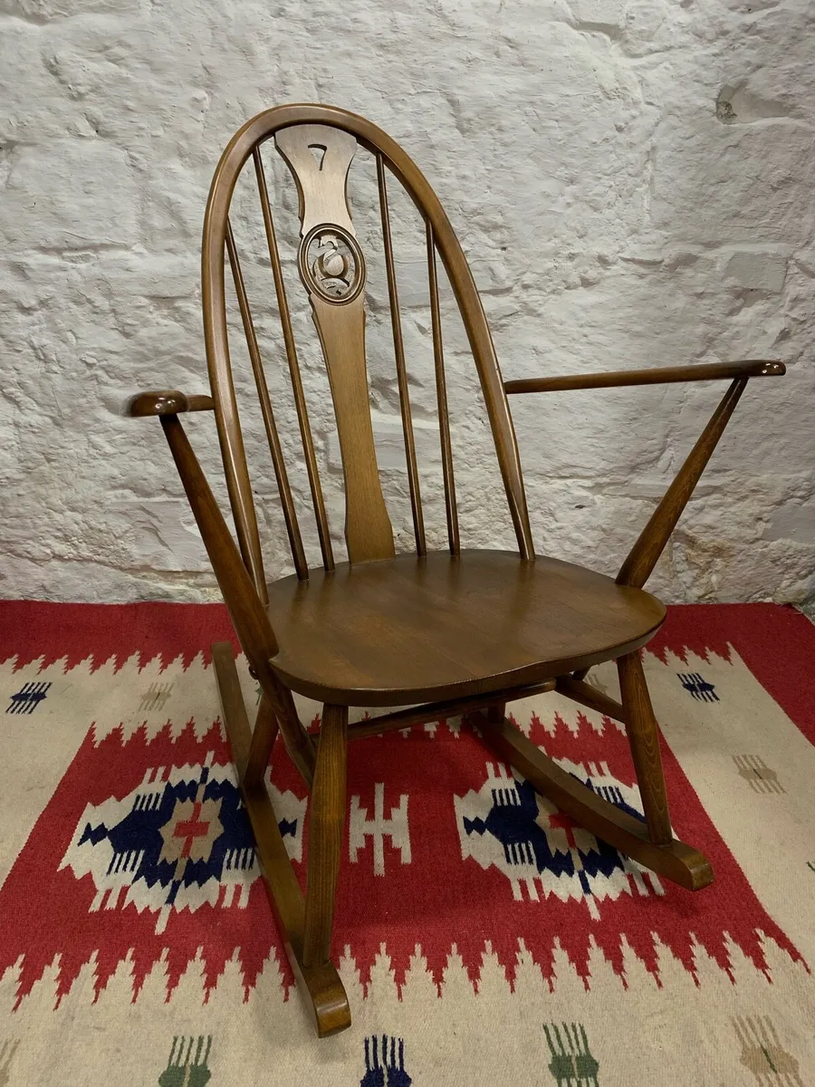 Ercol Model 891 Rocking Chair with Swan Motif. - Image 1