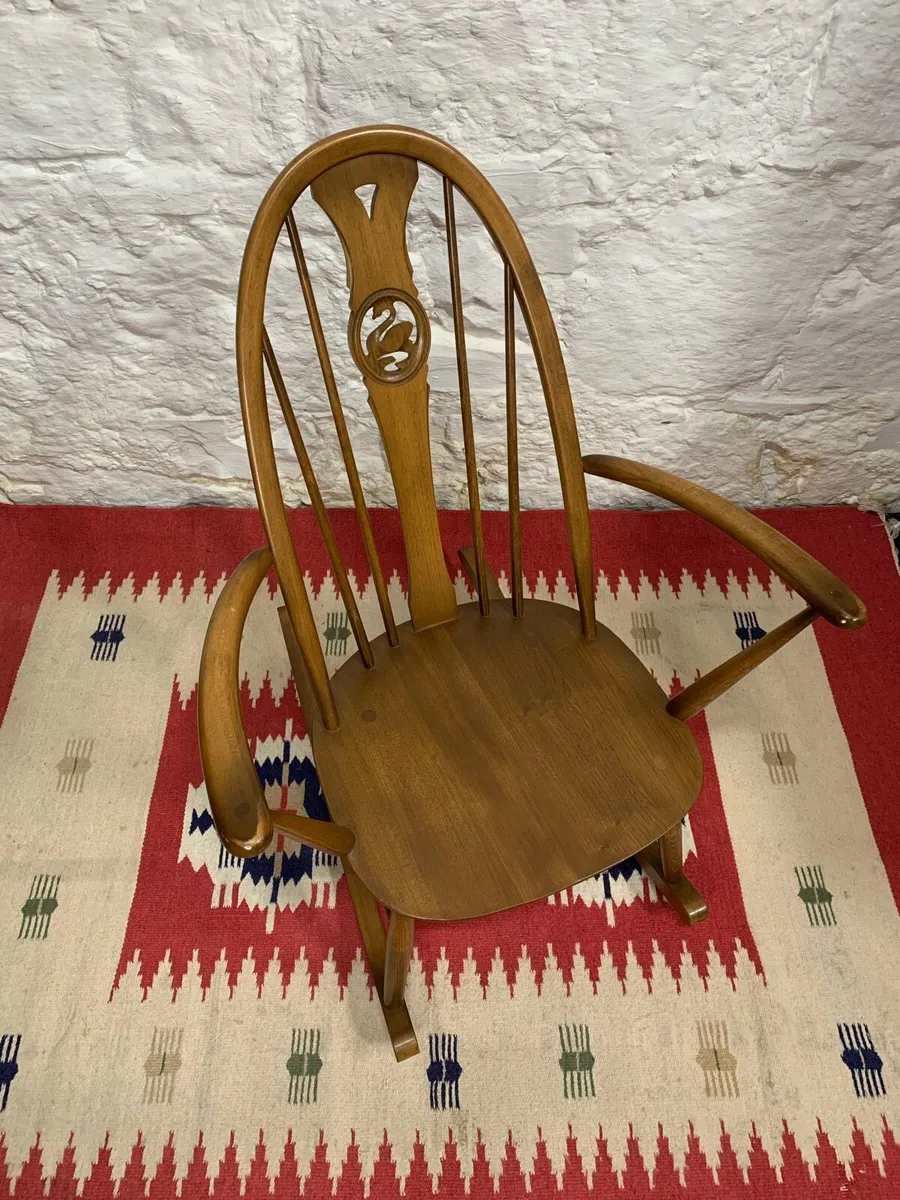 Ercol Model 891 Rocking Chair with Swan Motif. - Image 2