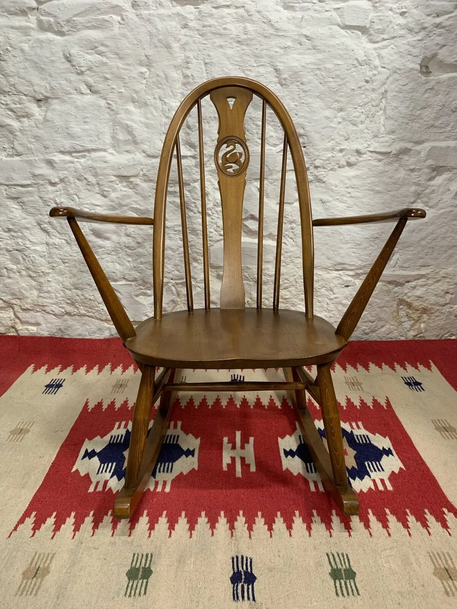 Ercol Model 891 Rocking Chair with Swan Motif. - Image 3